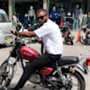 Meet your Posher, Evan